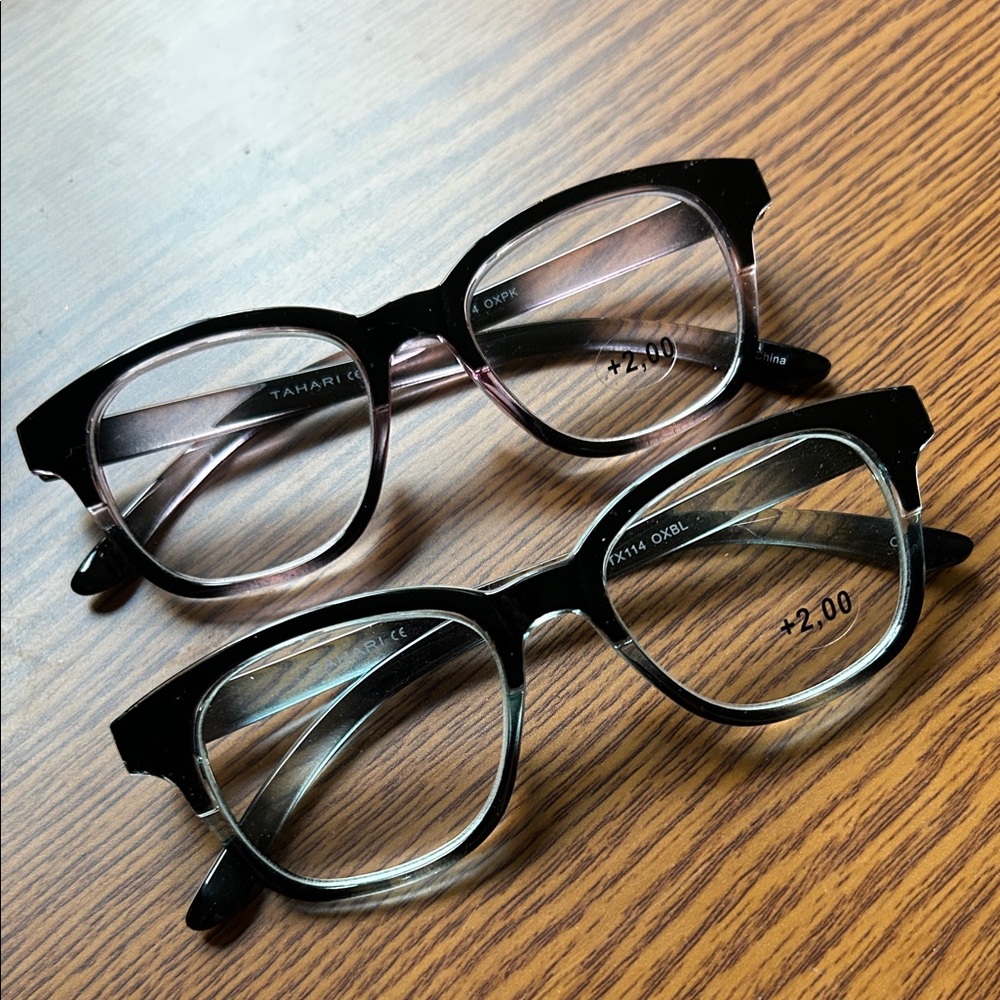 TAHARI Lot of 2 Readers 2.0 Black with Pink and Blue